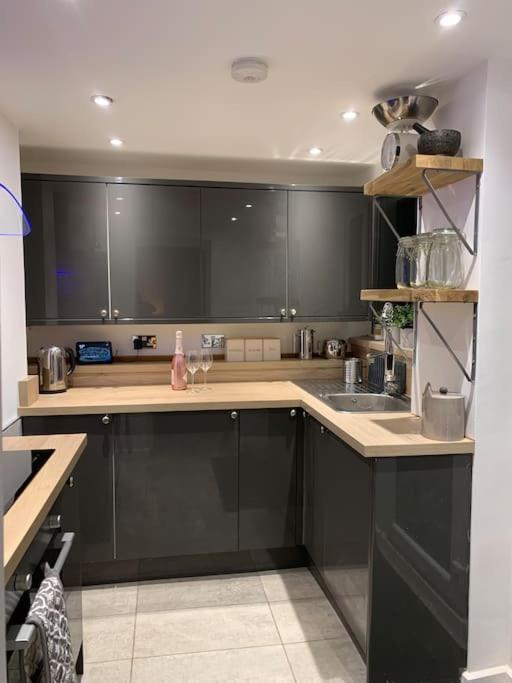 Renovated Miner'S Cottage - Family & Dog Friendly Abertillery Extérieur photo