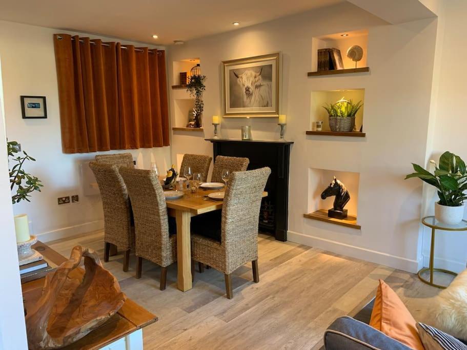 Renovated Miner'S Cottage - Family & Dog Friendly Abertillery Extérieur photo
