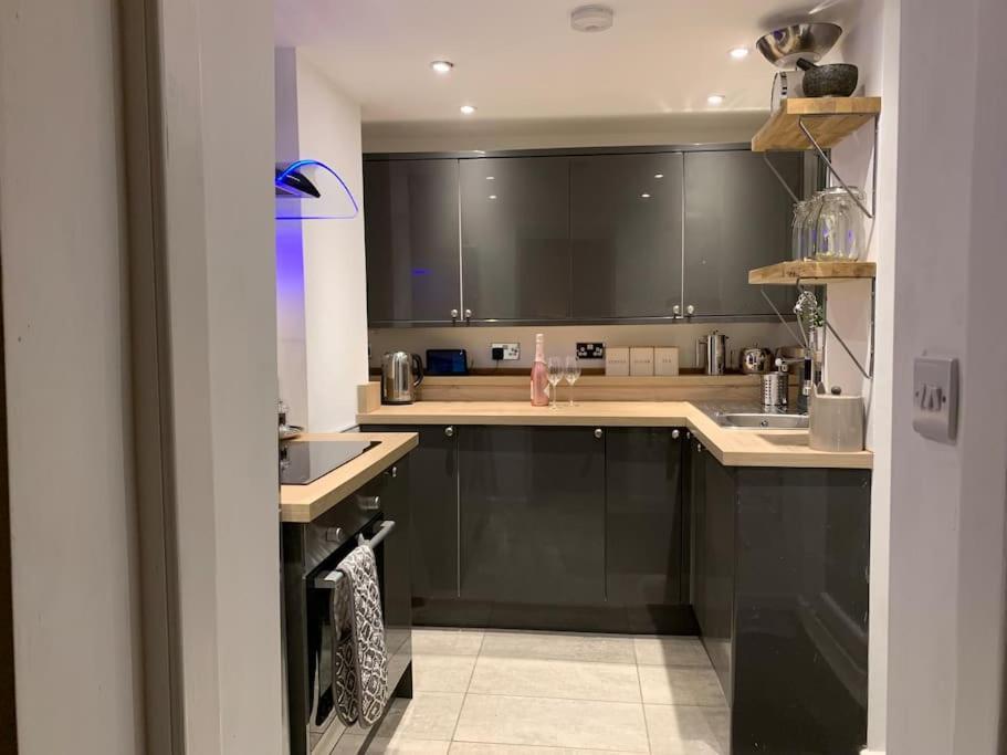 Renovated Miner'S Cottage - Family & Dog Friendly Abertillery Extérieur photo